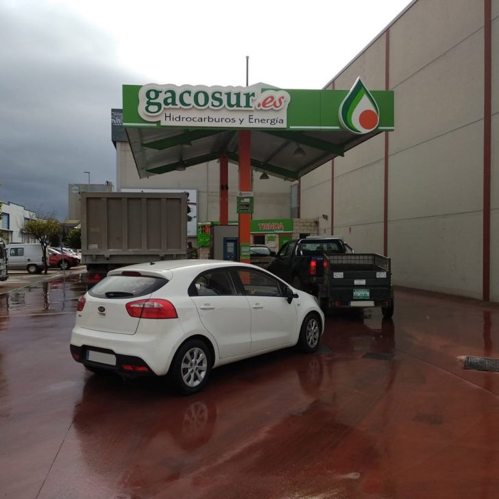 Gasolinera Gacosur en Palmones, Algeciras. Gasolina y diesel al mejor precio.